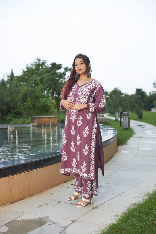 Chikankari Exclusive Kurti_Pent Pair
