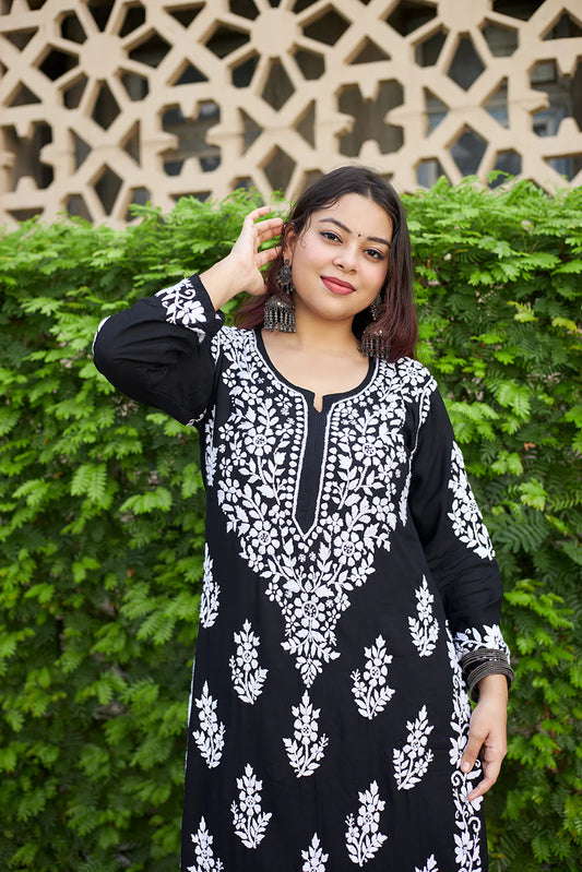Chikankari Exclusive Kurti_Pent Pair