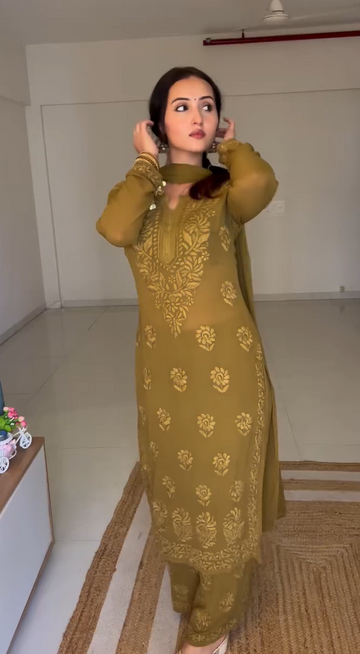 Chikankari Exclusive Kurti_Pent Pair Design