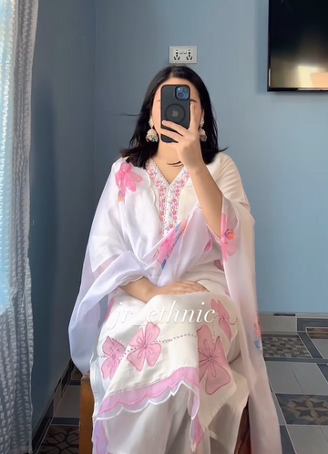 new Lanch Floral Kurta With Dupatta set of 3