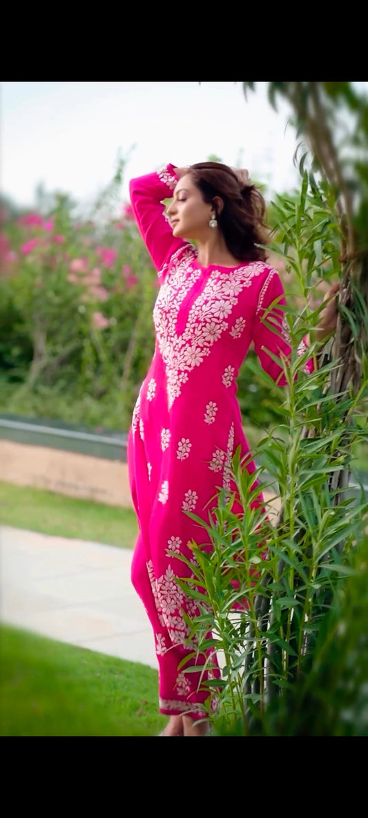 New LUCKNOW CHIKANKARI EXCLUSIVE KURTI_PENT PAIR DESIGN(Rani Pink)