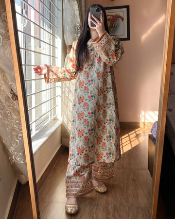 Đěsigner Party Wear  Crepe  Embroidered Suit
